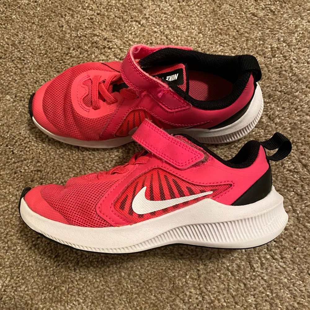 12C Nike running shoes with Velcro
